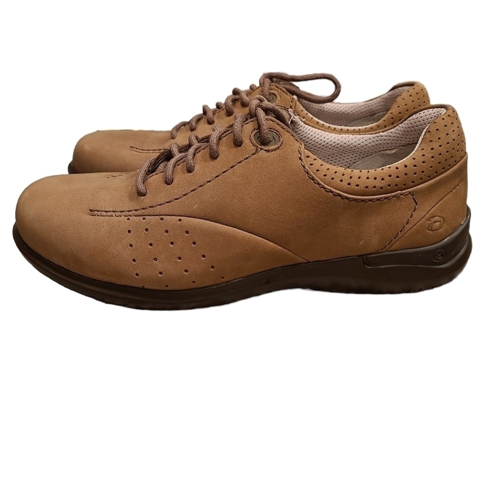 Aravon by New Balance Leather Shoe, Size 7